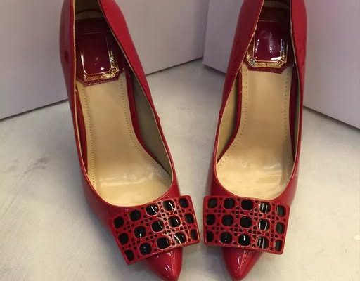 My MIL Gave Me Shoes for My Birthday – I Was Shocked When I Lifted the Insole